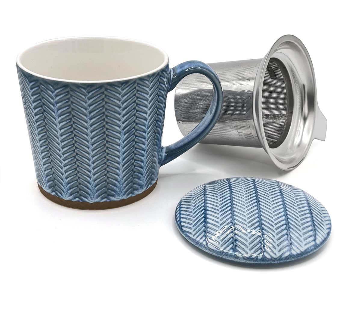 Steingut Kräuterteetasse mit Metallsieb und Deckel 500ml,  Farbe hellblau 9C287E92-DF66-4172-AB23-44C6B3381F8D.jpg