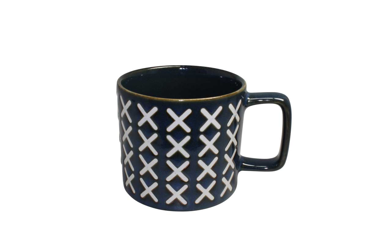 Steingut  Becher gerade 500ml  handdekoriert grafische Dekore BLAU 4er sortiert 42BFBC59-A055-43D5-9741-44BE0C61EF42.jpg